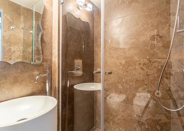 Apartment Iflat Pantheon Elegant 3-bedroom