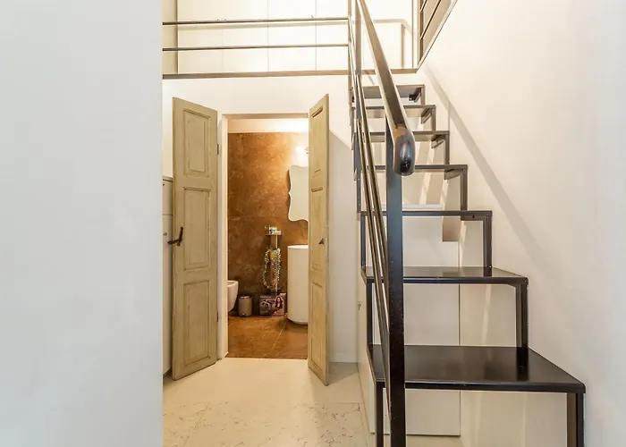 Iflat Pantheon Elegant 3-bedroom *