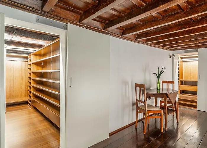 Apartment Iflat Pantheon Elegant 3-bedroom Rom