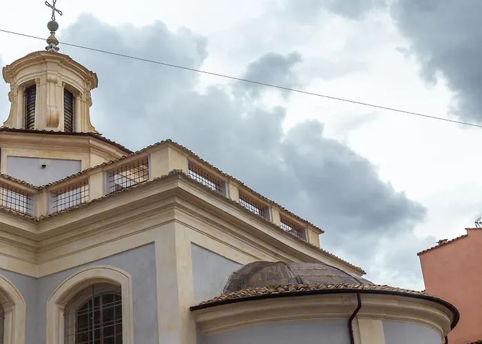 Iflat Pantheon Elegant 3-bedroom Apartment *